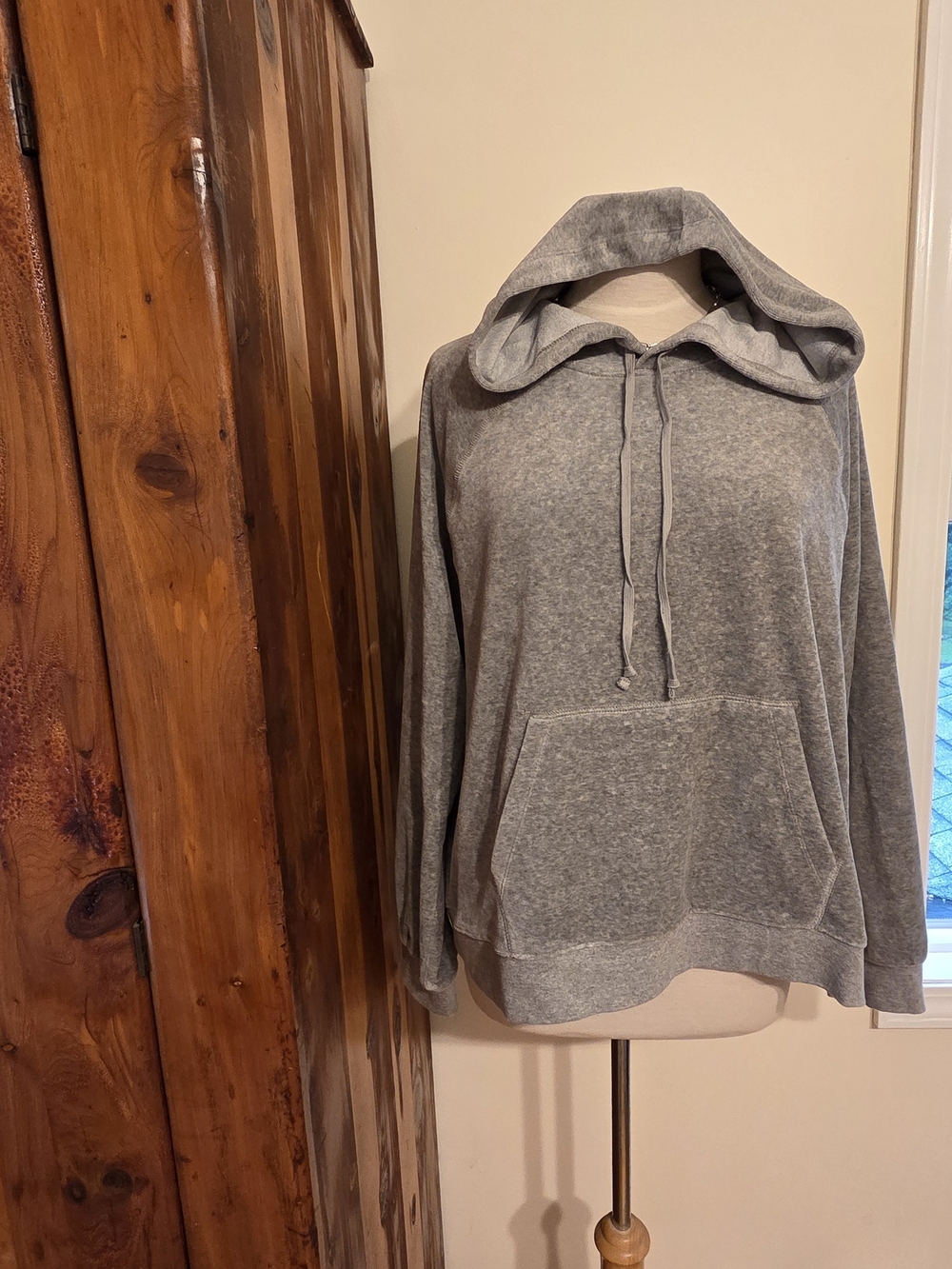 NWT J Crew Gray Velour Hooded Sweatshirt - Sz XL Unisex